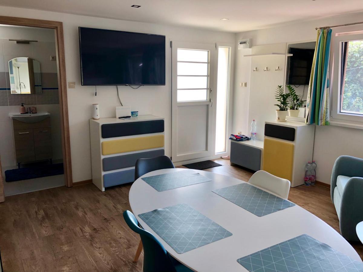 Balaton Wellness Tom Cat Nyaralo 1 Wellness Es 1 Gyermekbarat Apartmannal Kovagoors Eksteriør bilde
