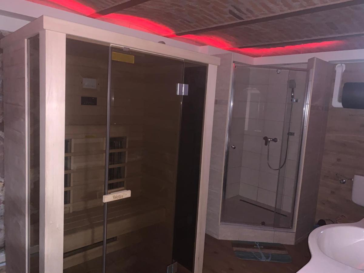 Balaton Wellness Tom Cat Nyaralo 1 Wellness Es 1 Gyermekbarat Apartmannal Kovagoors Eksteriør bilde