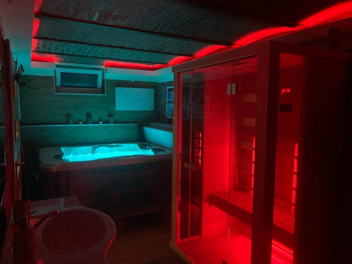 Balaton Wellness Tom Cat Nyaralo 1 Wellness Es 1 Gyermekbarat Apartmannal Kovagoors Eksteriør bilde