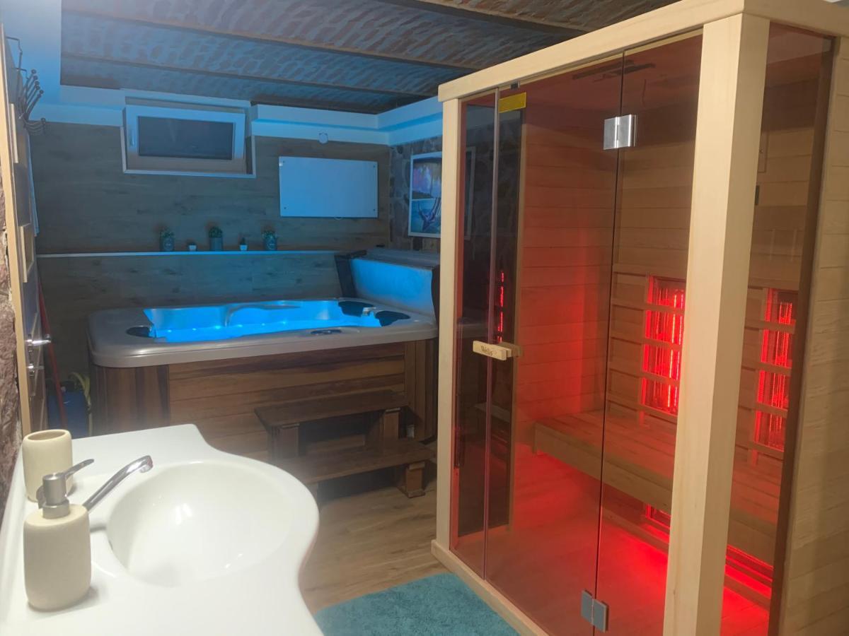 Balaton Wellness Tom Cat Nyaralo 1 Wellness Es 1 Gyermekbarat Apartmannal Kovagoors Eksteriør bilde